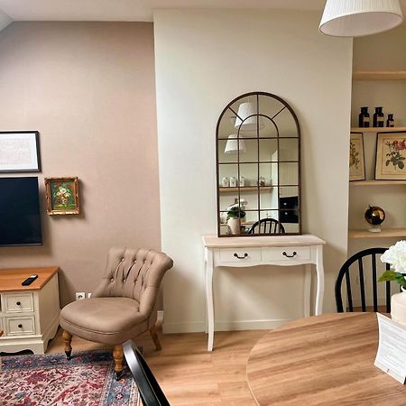 The Brick House - Appartement Renoir ラ・ロシュ・ギヨン エクステリア 写真